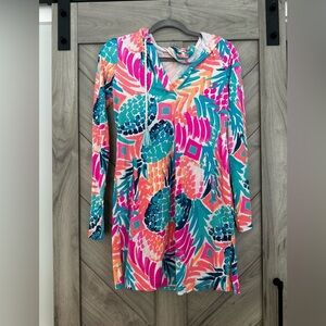 Lilly Pulitzer Pastel pinneapple XS  Long Sleeve hooded beach cover up